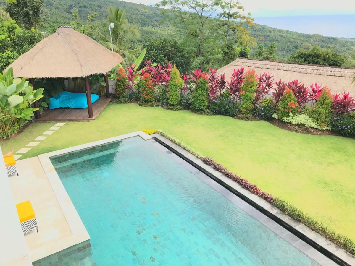 Villa Putih โลวินา ภายนอก รูปภาพ