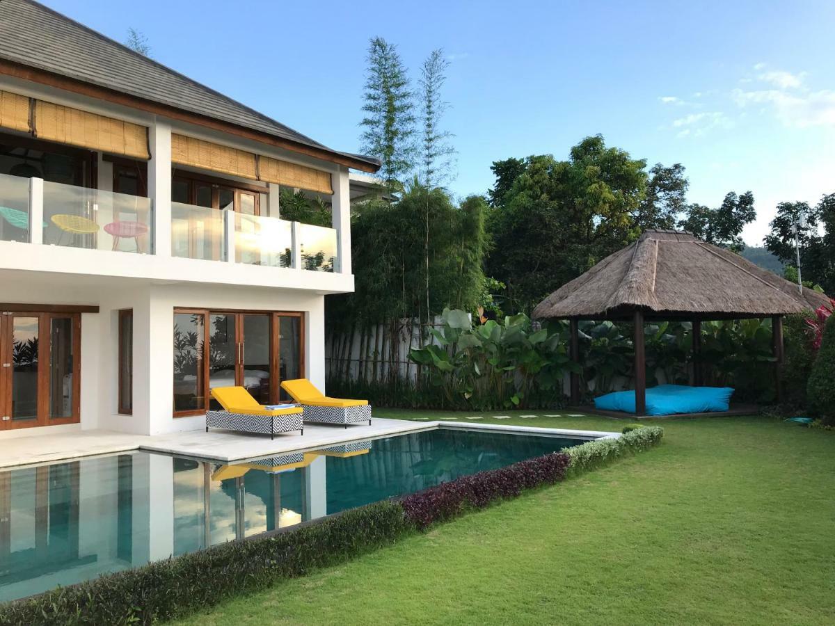 Villa Putih โลวินา ภายนอก รูปภาพ